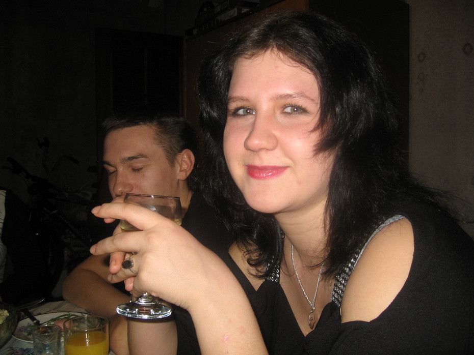2007-03-16 16:14:15: на дне рождения подруги......