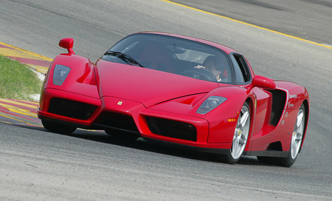 2009-08-02 14:57:50: Внешне Ferrari 458 Italia больше напоминает легендарный Enzo, чем свою предшественницу с индексом F430.